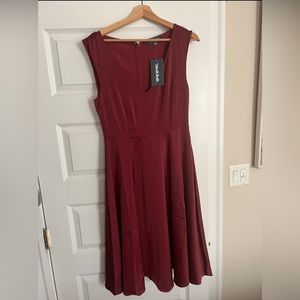 💋 BURGUNDY MODCLOTH DRESS- NWT 💋